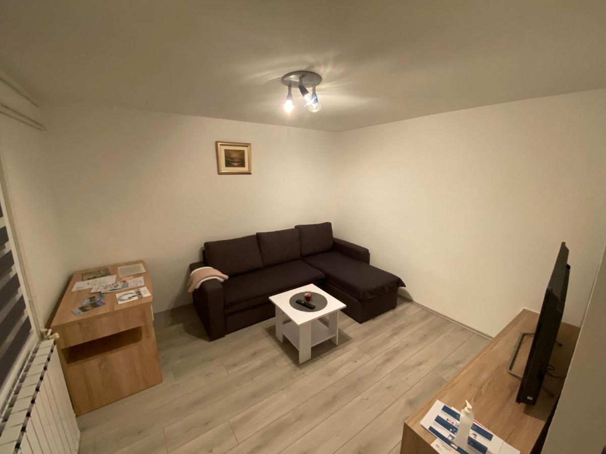 Apartman Abramovic Topusko Buitenkant foto